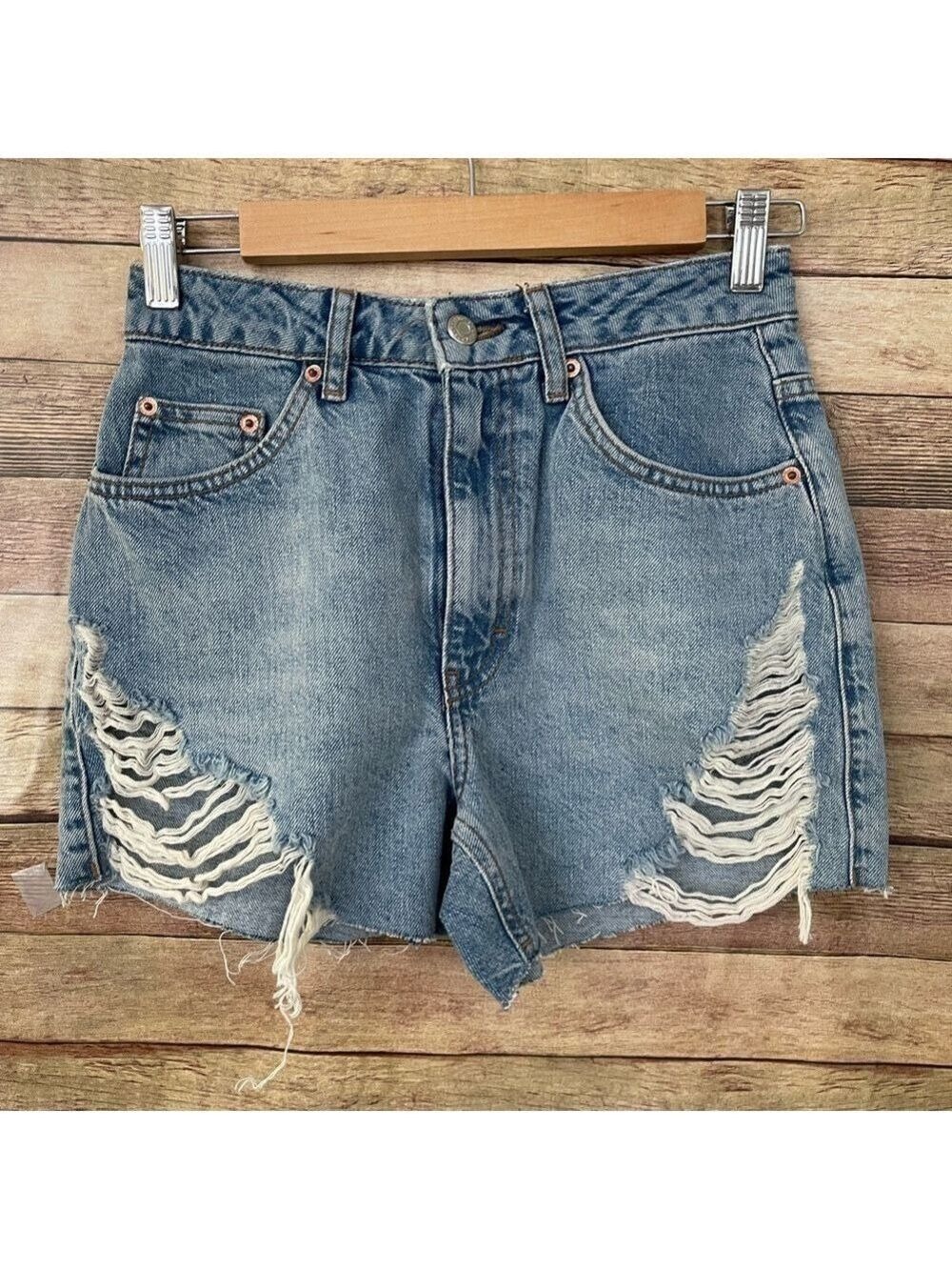 Top Shop Women’s Denim Super Rip High Rise Mom Shorts Mid Blue Size: 4 NWOT